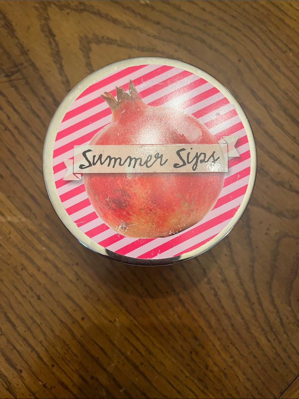 Bath & Body Works "Summer Sips" scented candle in Pomegranate Spritzer - Picture 2 of 10